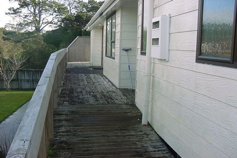 Photo of property in 2/6 Fernwood Grove, Bayview, Auckland, 0629