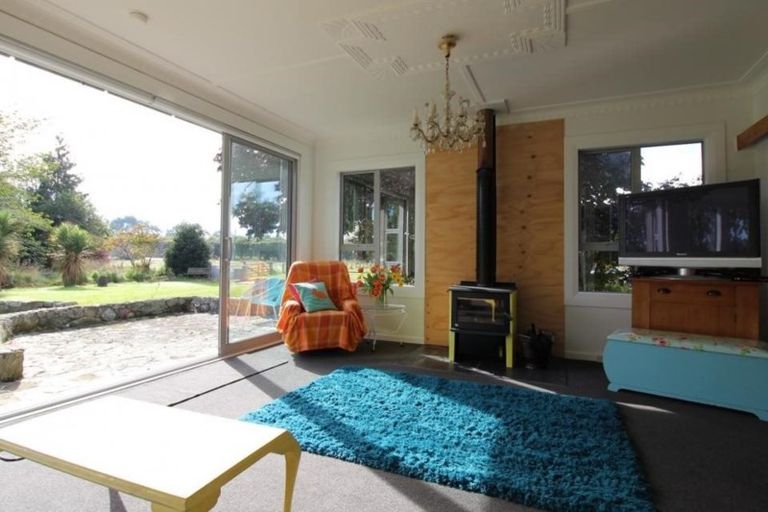 Photo of property in 318 Winton Lorneville Highway, Thomsons Crossing, Winton, 9781