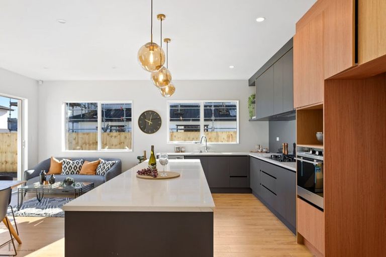 Photo of property in 4 Cutfield Lane, Kumeu, 0810