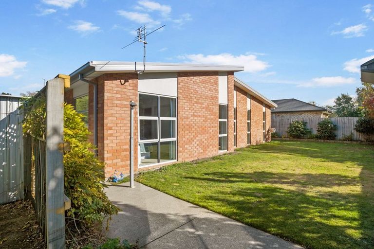 Photo of property in 79 Mokihi Gardens, Hillmorton, Christchurch, 8024
