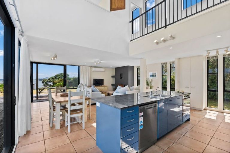 Photo of property in 16 Whangaumu Street, Tutukaka, Whangarei, 0173