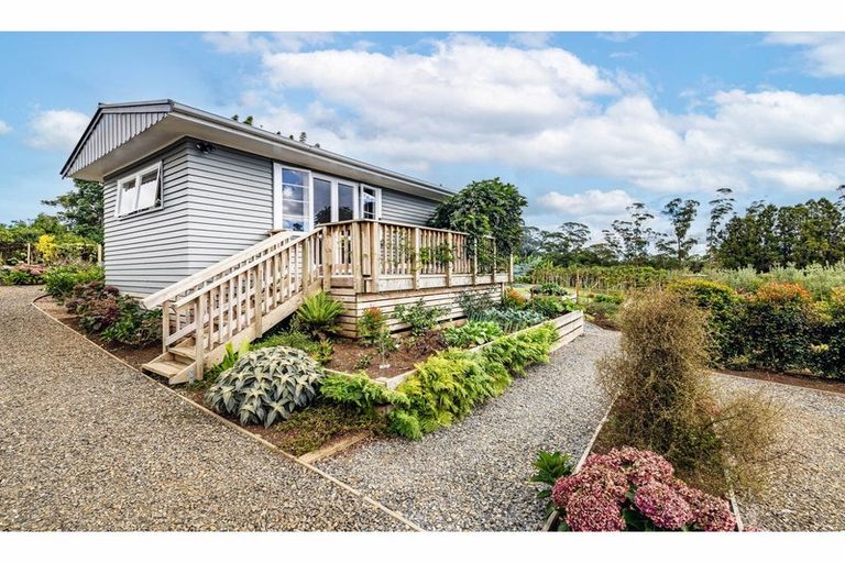 Photo of property in 16 Poplar Lane, Kerikeri, 0293