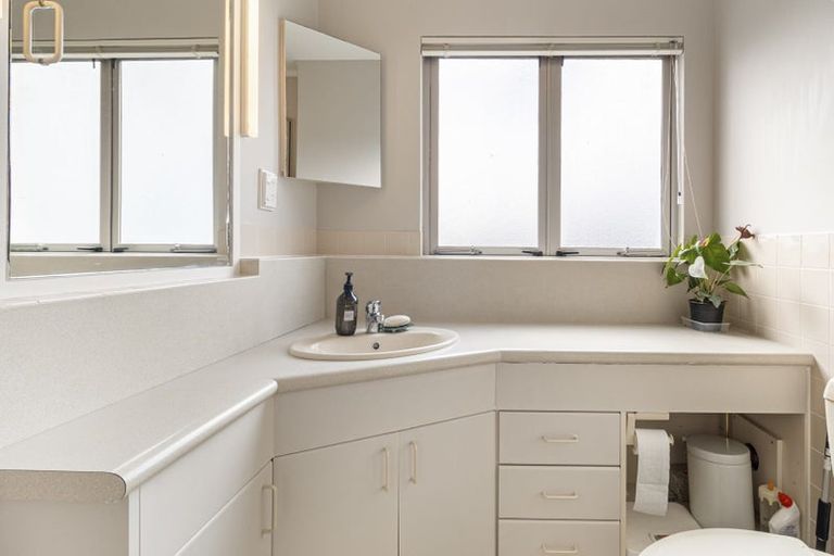 Photo of property in 4/18a King Edward Parade, Devonport, Auckland, 0624