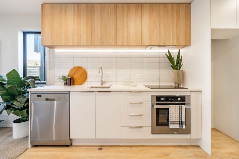 Photo of property in 1/22 Fitzherbert Road, Wainuiomata, Lower Hutt, 5014