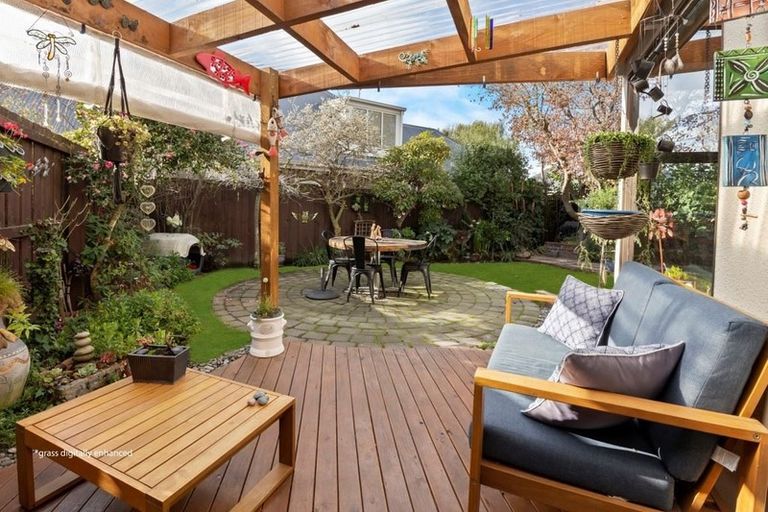 Photo of property in 2/264 Ilam Road, Burnside, Christchurch, 8053