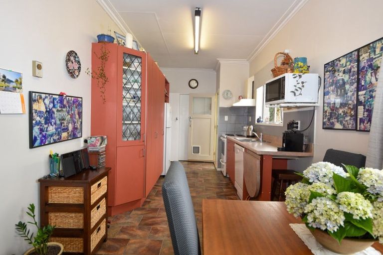 Photo of property in 1 Philip Street, Carterton, 5713