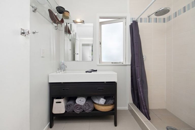 Photo of property in 33 Whangarata Road, Tuakau, 2121