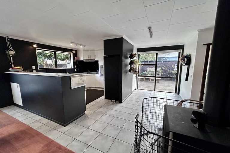 Photo of property in 14 Coleridge Place, Stoke, Nelson, 7011