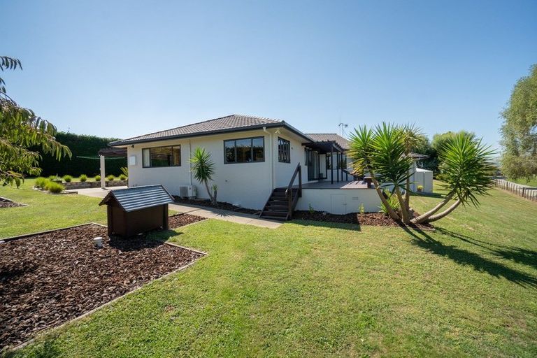 Photo of property in 34 Schnell Drive, Kelvin Grove, Palmerston North, 4414