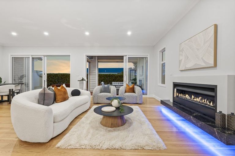 Photo of property in 32 Fennell Crescent, Silverdale, 0932