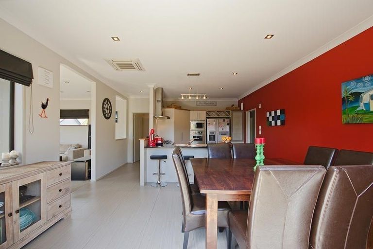 Photo of property in 144 Tuihana Drive, Papamoa Beach, Papamoa, 3118