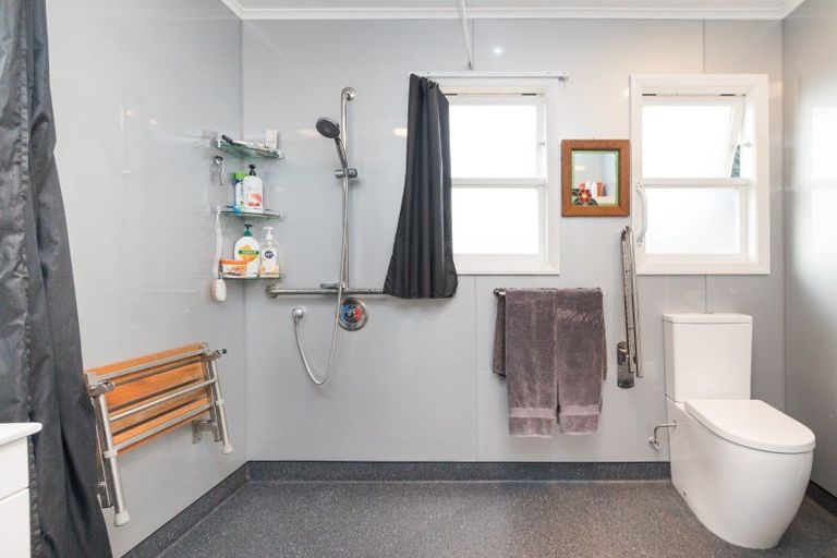 Photo of property in 12 Lagoon Road, Rangiwahia, Kimbolton, 4774