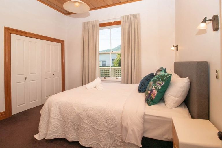 Photo of property in 35 Beach Street, Fitzroy, New Plymouth, 4312