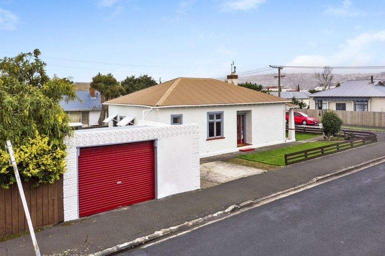 Photo of property in 43 Melbourne Street, South Dunedin, Dunedin, 9012