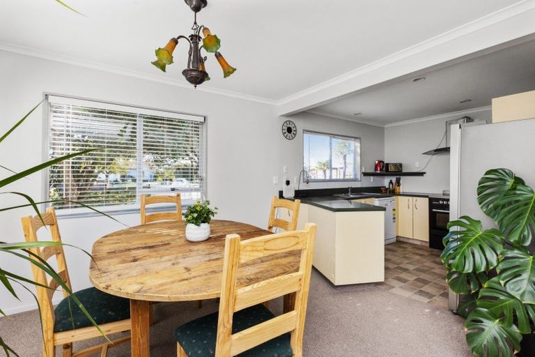 Photo of property in 9 Moray Place, Tamatea, Napier, 4112