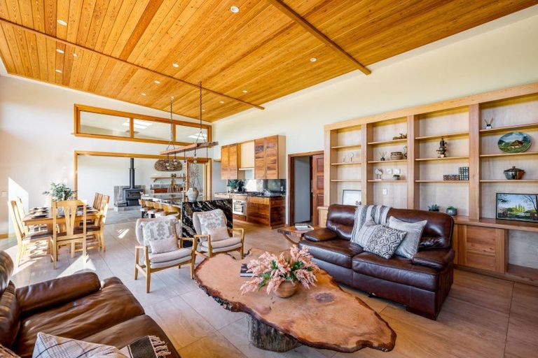 Photo of property in 2 Miharo Lane, Queensberry, Cromwell, 9383