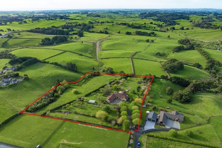 Photo of property in 21 Grace James Road, Pukekohe, 2120