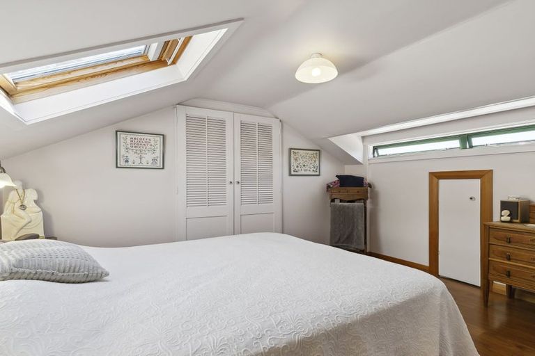 Photo of property in 159 Sutherland Road, Lyall Bay, Wellington, 6022