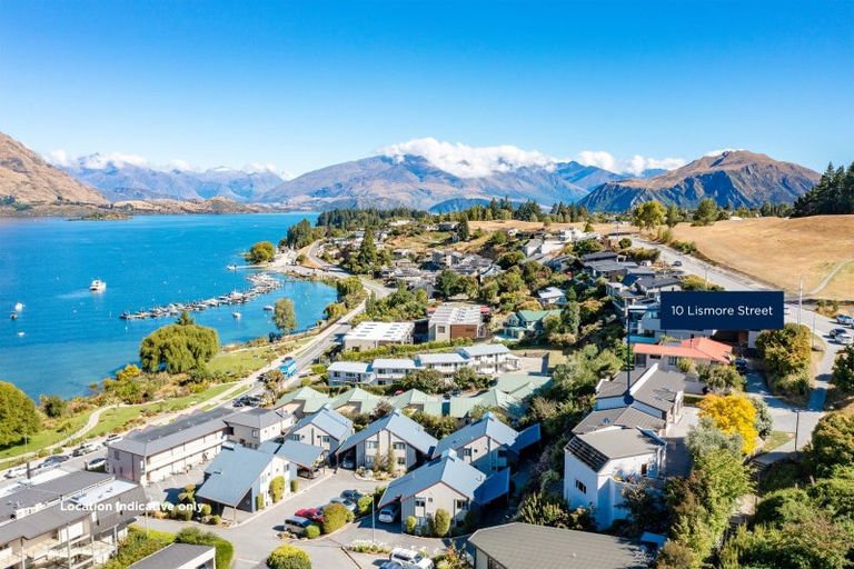 Photo of property in 10 Lismore Street, Wanaka, 9305
