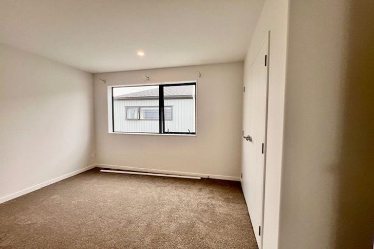 Photo of property in 56a Casuarina Road, Half Moon Bay, Auckland, 2012