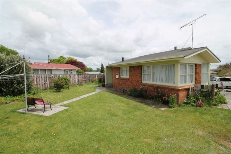 Photo of property in 14 Weka Place, Tokoroa, 3420