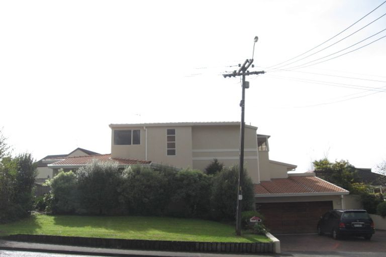 Photo of property in 6 Beach Road, Mellons Bay, Auckland, 2014