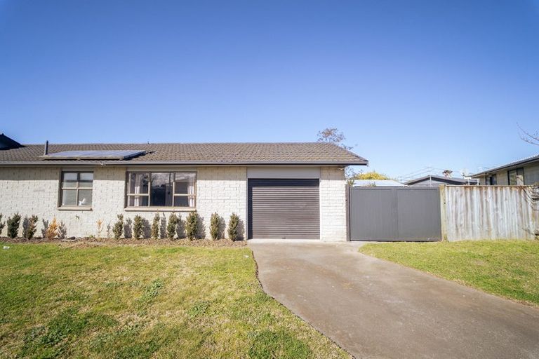 Photo of property in 243 Flaxmere Avenue, Flaxmere, Hastings, 4120