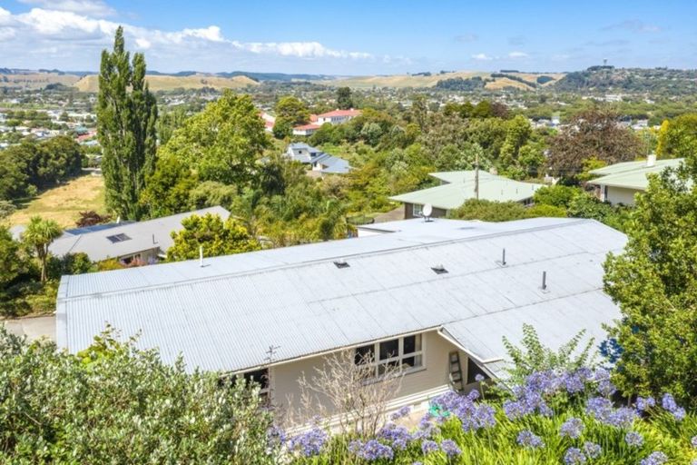 Photo of property in 11 Hillside Terrace, Saint Johns Hill, Whanganui, 4500