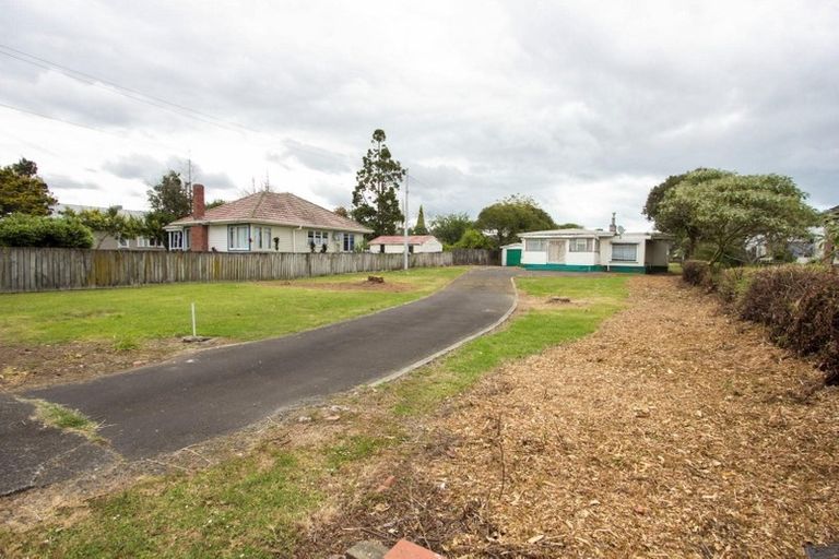 Photo of property in 28 Vine Street, Mangere East, Auckland, 2024