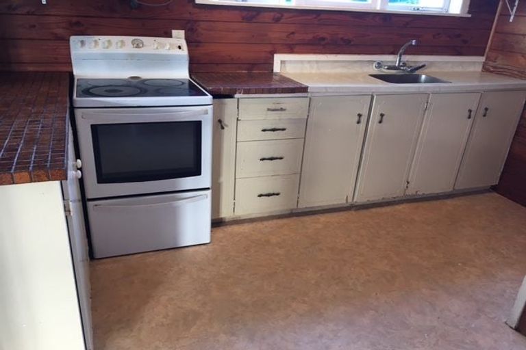 Photo of property in 62 Woodglen Road, Glen Eden, Auckland, 0602