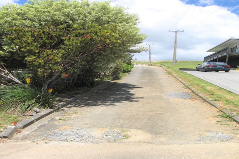 Photo of property in 58 Stratford Drive, Cable Bay, 0420