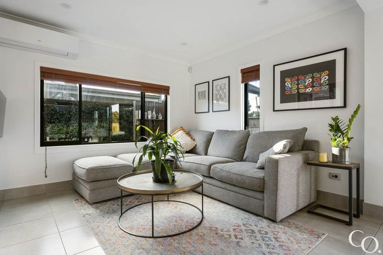 Photo of property in 48 Pitau Road, Mount Maunganui, 3116