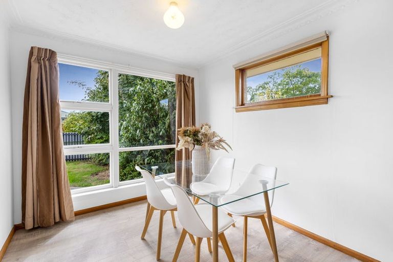 Photo of property in 20 Kathleen Crescent, Hornby, Christchurch, 8042