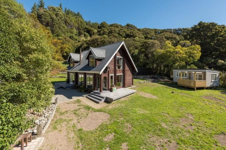 Photo of property in 2 Teal Valley Road, Hira, Nelson, 7071