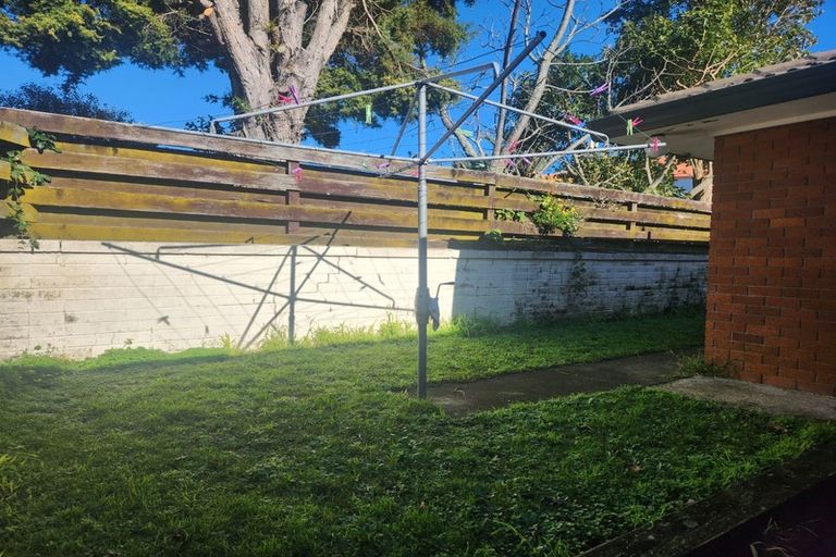 Photo of property in 2/8 Mangarata Avenue, Papatoetoe, Auckland, 2025