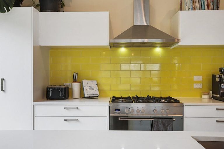 Photo of property in 26 Arataki Views Way, Glen Eden, Auckland, 0602