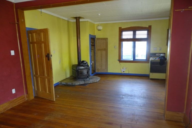 Photo of property in 110 Jenkin Street, Strathern, Invercargill, 9812