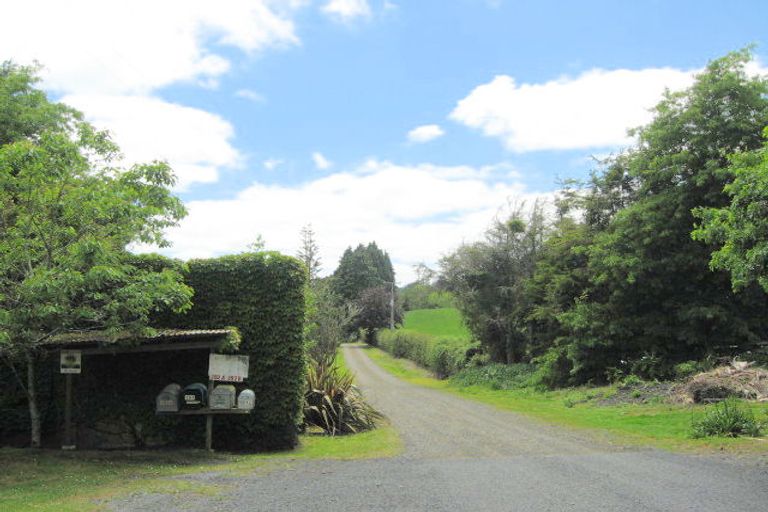 Photo of property in 192b Chamberlain Road, Bombay, 2675