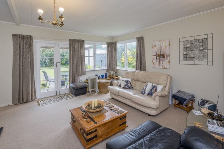 Photo of property in 260 Rangiuru Road, Otaki, 5512