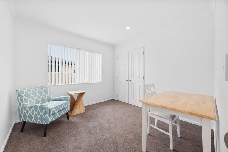 Photo of property in 9 Starlight Cove, Hobsonville, Auckland, 0618