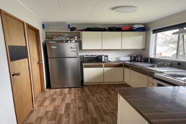 Photo of property in 2/1 Matua Place, Clendon Park, Auckland, 2103