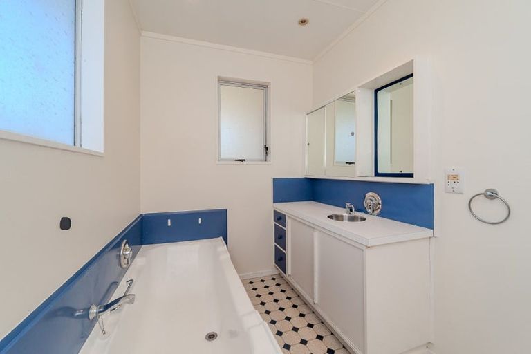 Photo of property in 59 Palmer Crescent, Silverstream, Upper Hutt, 5019