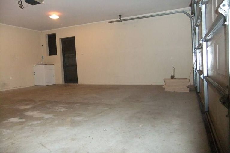 Photo of property in 223 Triangle Road, Massey, Auckland, 0614