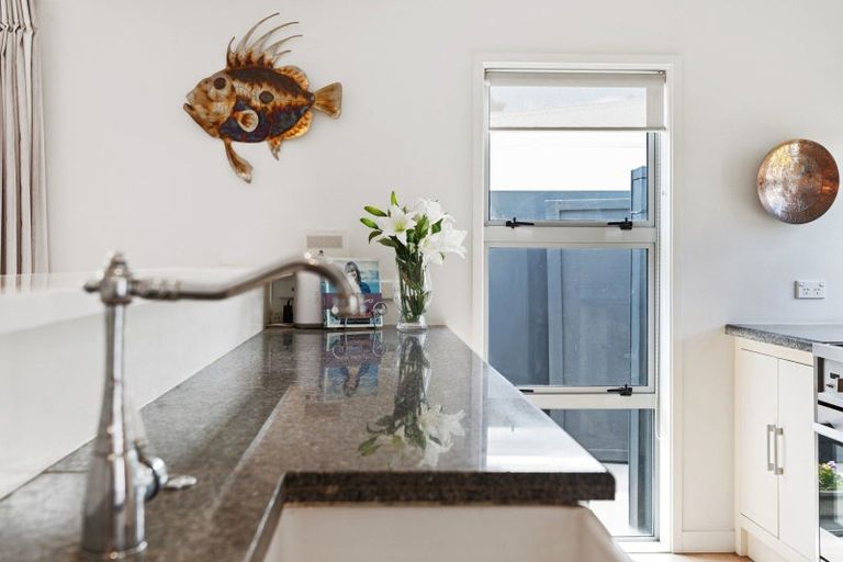 Photo of property in 15 Lennon Way, Papamoa Beach, Papamoa, 3118