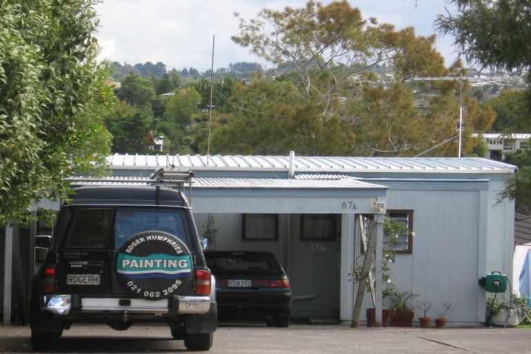 Photo of property in 1/67 Browns Bay Road, Browns Bay, Auckland, 0630