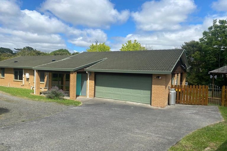 Photo of property in 22 Wicklam Lane, Greenhithe, Auckland, 0632