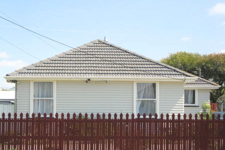 Photo of property in 77 Rowses Road, Aranui, Christchurch, 8061