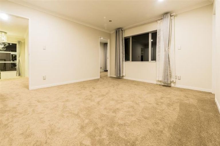 Photo of property in 69 Rosewell Crescent, Flat Bush, Auckland, 2019
