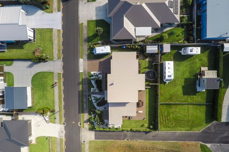 Photo of property in 30 Surfers Avenue, Waihi Beach, 3611