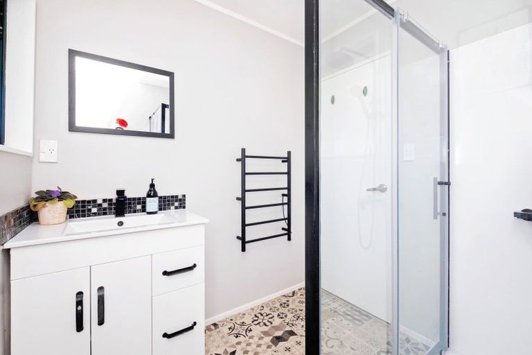 Photo of property in 804a Lyell Street, Akina, Hastings, 4122